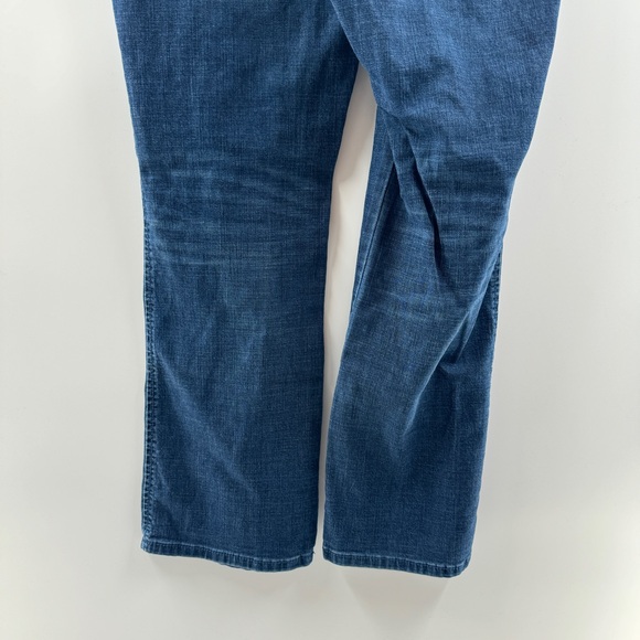Aura Jeans Find Your Aura Dark Wash Mid-Rise Jeans with Embroidered Back Pockets - Picture 7 of 9